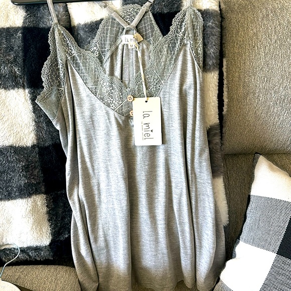 Women’s lace loose fitting tank top grey size medium NWT La Miel - Picture 1 of 4